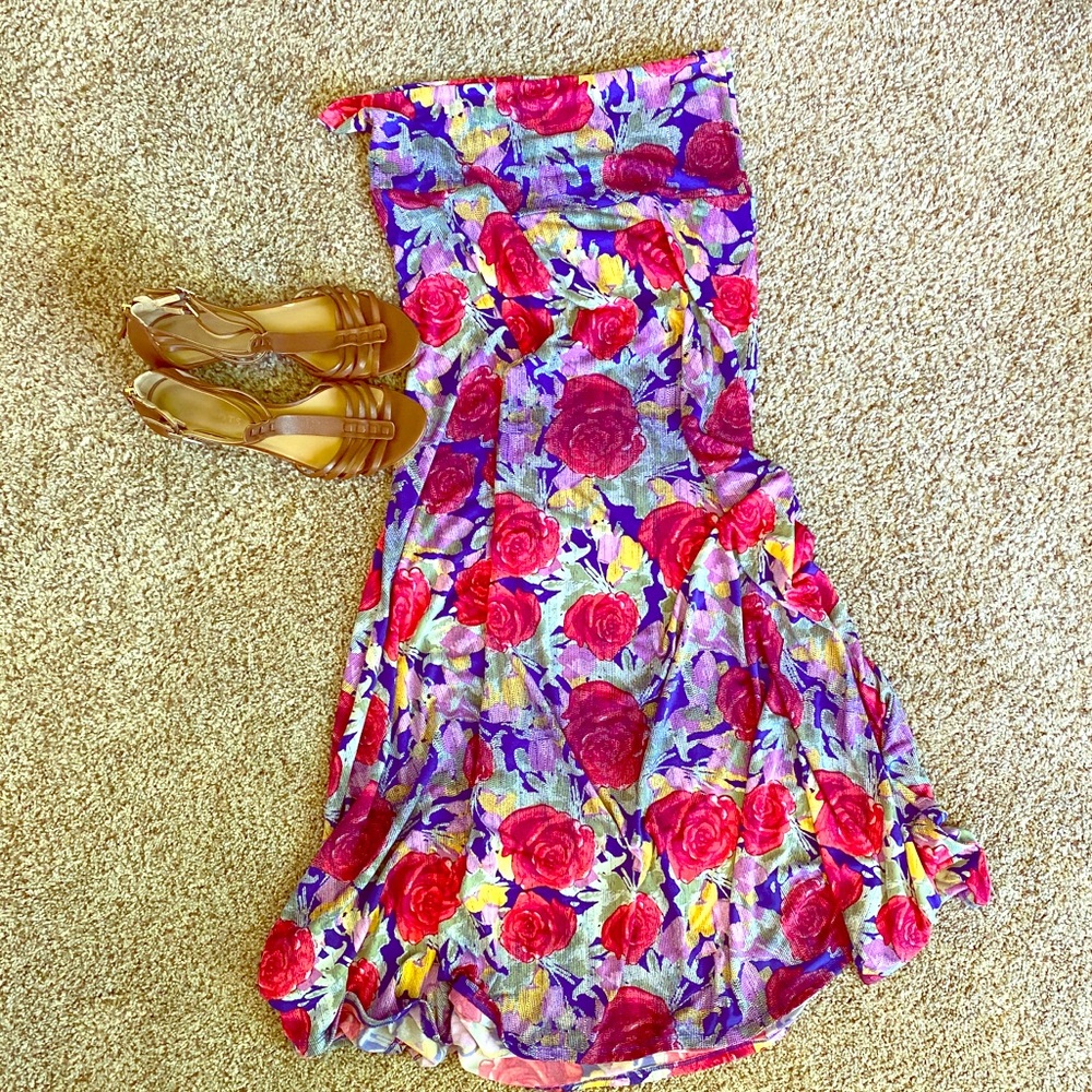 Lularoe Maxi Skirt Roses Pattern